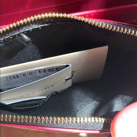 Burberry Porter Wallet in Vibrant Fuchsia - Picture 5 of 7